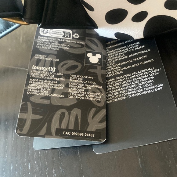 COPY - Loungefly - Disney Back Pack - 101 Dalmatians - Picture 5 of 5